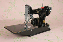 Load image into Gallery viewer, Singer Featherweight 221 Sewing Machine, CHICAGO BADGE 1934 AD721***