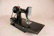 Load image into Gallery viewer, Singer Featherweight 221 Sewing Machine, CHICAGO BADGE 1934 AD721***