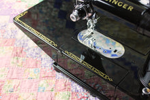 Load image into Gallery viewer, Singer Featherweight 222K Sewing Machine, ER0231**CH