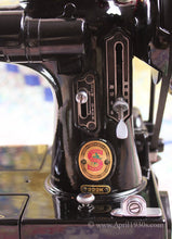 Load image into Gallery viewer, Singer Featherweight 222K Sewing Machine, ER0231**CH
