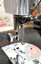 Load image into Gallery viewer, Universal Embroidery and Darning Wire Spring Foot, Singer (Vintage Original)