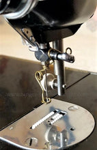Load image into Gallery viewer, Universal Embroidery and Darning Wire Spring Foot, Singer (Vintage Original)