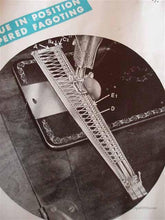 Load image into Gallery viewer, Fagoter Singercraft, Singer (Vintage Original)