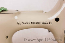 Load image into Gallery viewer, Singer Featherweight 221 Sewing Machine, TAN JE150***