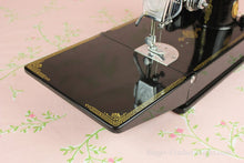 Load image into Gallery viewer, Singer Featherweight 221 Sewing Machine, CHICAGO BADGE 1934 AD721***