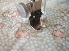 Load image into Gallery viewer, Underbraider and Quilt Guide Attachment Set, Singer (Vintage Original)