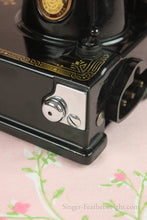 Load image into Gallery viewer, Singer Featherweight 221 Sewing Machine, CHICAGO BADGE 1934 AD721***