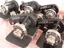 Load image into Gallery viewer, Pinking Attachment, Singer (Vintage Original)