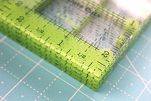 Load image into Gallery viewer, Cutting Ruler SET, Cute Cuts by Lori Holt SQUARE Green (with self-grips)
