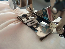 Load image into Gallery viewer, Boxed Set of Singer Attachments, SLANT SHANK (Vintage Original)