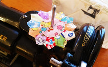 Load image into Gallery viewer, Eyelet Cam for the Singer Buttonholer (Vintage Original)