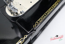 Load image into Gallery viewer, Singer Featherweight 222K Sewing Machine EJ620***