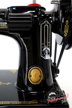 Load image into Gallery viewer, Singer Featherweight 221K Sewing Machine, EG7068**