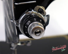 Load image into Gallery viewer, Singer Featherweight 222K 1957 - EM603***