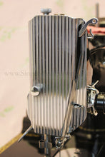 Load image into Gallery viewer, Singer Featherweight 222K Sewing Machine EJ913***