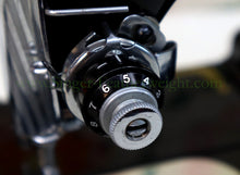Load image into Gallery viewer, Singer Featherweight 222K Sewing Machine EK636***