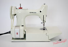 Load image into Gallery viewer, Singer Featherweight 221K Sewing Machine, WHITE EV963***