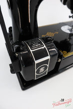 Load image into Gallery viewer, Singer Featherweight 221 Sewing Machine, AE987***