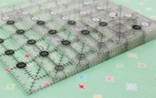 Load image into Gallery viewer, Square CREATIVE GRIDS RULER SET of 5 - 2.5", 3.5", 4.5", 5.5" & 6.5" with Self-Grips