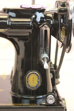 Load image into Gallery viewer, Singer Featherweight 221 Sewing Machine GOLDEN GATE SAN FRANCISCO Edition AF090***