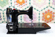 Load image into Gallery viewer, Singer Featherweight 221 Sewing Machine, AM776***