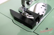 Load image into Gallery viewer, Presser Foot GAUGE for the Singer Featherweight 221 & 222