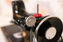 Load image into Gallery viewer, Singer Featherweight 221 Sewing machine, 1935 AD945***