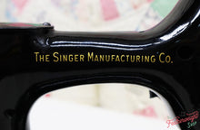 Load image into Gallery viewer, Singer Featherweight 222K Sewing Machine EK3212**