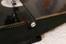 Load image into Gallery viewer, Singer Featherweight 221 Sewing machine, 1933 AD541***