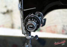 Load image into Gallery viewer, Singer Featherweight 222K Sewing Machine EP131***