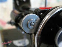 Load image into Gallery viewer, Singer Featherweight 221 Sewing machine, 1935 AD880***
