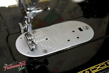 Load image into Gallery viewer, Singer Featherweight 222K Sewing Machine, RED "S" EP758***