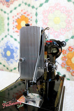 Load image into Gallery viewer, Singer Featherweight 221 Sewing Machine, AK774***