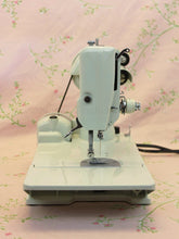 Load image into Gallery viewer, Singer Featherweight 221 Sewing Machine, WHITE EV982***