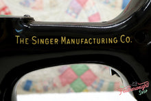 Load image into Gallery viewer, Singer Featherweight 221K Sewing Machine EL539***
