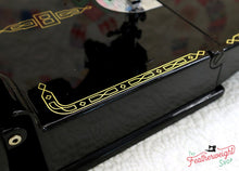Load image into Gallery viewer, Singer Featherweight 221K Sewing Machine EL539***