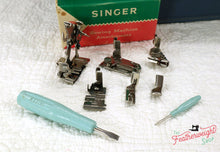 Load image into Gallery viewer, Singer Featherweight 221K Sewing Machine, WHITE EV993***