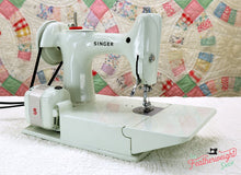 Load image into Gallery viewer, Singer Featherweight 221K Sewing Machine, WHITE EV993***
