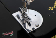 Load image into Gallery viewer, Singer Featherweight 221K Sewing Machine, EG352***