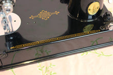 Load image into Gallery viewer, Singer Featherweight 221 Sewing Machine, AH114***