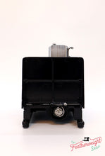 Load image into Gallery viewer, Singer Featherweight 222K Sewing Machine EJ909***