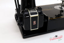 Load image into Gallery viewer, Singer Featherweight 221 Sewing Machine, AM693***