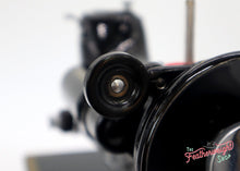 Load image into Gallery viewer, Singer Featherweight 221K Sewing Machine EM599***