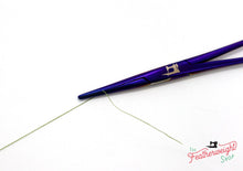 Load image into Gallery viewer, Thread-O-Stat, Featherweight Thread Grabber - BLUE