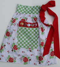 Load image into Gallery viewer, PATTERN BOOKLET, Bee in my Bonnet One Yard Apron Pattern by Lori Holt