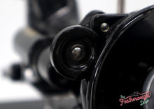Load image into Gallery viewer, Singer Featherweight 222K Sewing Machine EL181***