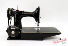Load image into Gallery viewer, Singer Featherweight 221K Sewing Machine, EH140***