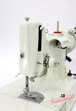 Load image into Gallery viewer, Singer Featherweight 221K Sewing Machine, WHITE EV958***