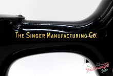 Load image into Gallery viewer, Singer Featherweight 222K Sewing Machine EM238***