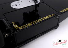 Load image into Gallery viewer, Singer Featherweight 222K Sewing Machine EM9612**